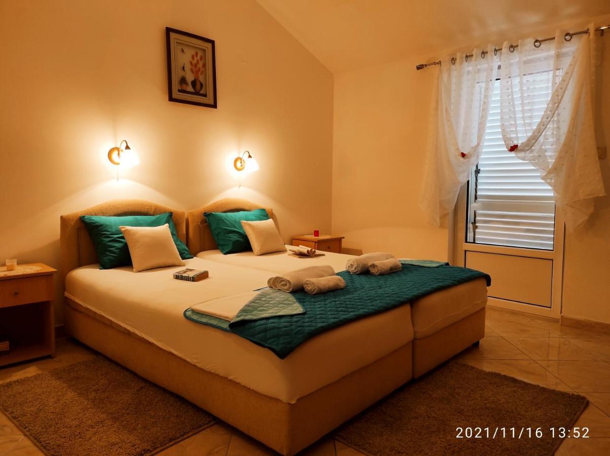 Apartmani Steni 스베티스테판 외부 사진