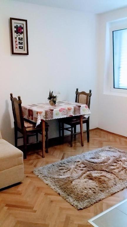 Apartmani Steni 스베티스테판 외부 사진